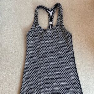 Lululemon tank top size 4